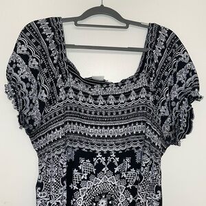 Black and white blouse
